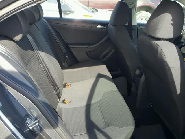 3VW2K7AJXFM225516 - 2015 VOLKSWAGEN JETTA BASE GRAY photo 6