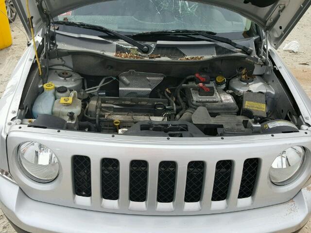 1J4NT1GA1BD263394 - 2011 JEEP PATRIOT SILVER photo 7