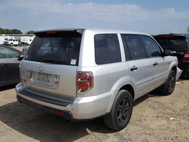 5FNYF28186B028990 - 2006 HONDA PILOT LX SILVER photo 4