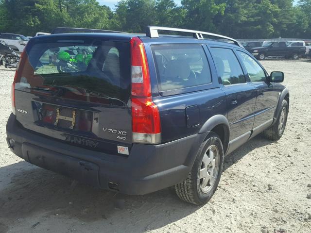 YV1SZ58D511015571 - 2001 VOLVO V70 XC BLUE photo 4