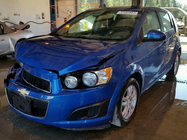 1G1JC6SG9G4185282 - 2016 CHEVROLET SONIC BLUE photo 2