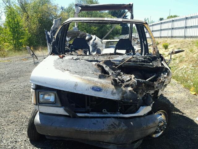 1FDKE37HXTHA02170 - 1996 FORD ECONOLINE BURN photo 10