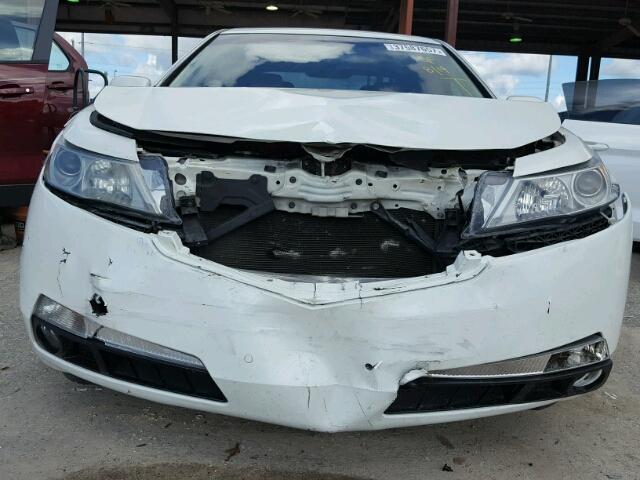 19UUA8F20AA009171 - 2010 ACURA TL WHITE photo 9