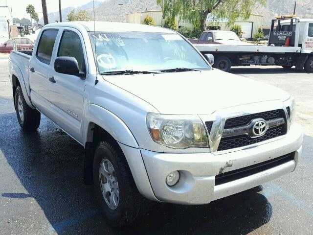 5TFLU4EN1BX022449 - 2011 TOYOTA TACOMA DOU SILVER photo 1