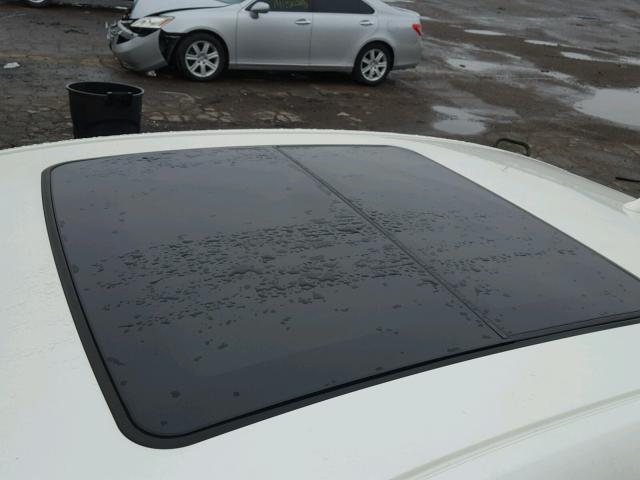 1G4GJ5G36CF216778 - 2012 BUICK LACROSSE T WHITE photo 10