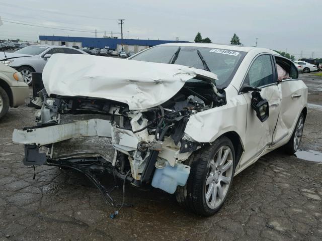 1G4GJ5G36CF216778 - 2012 BUICK LACROSSE T WHITE photo 2