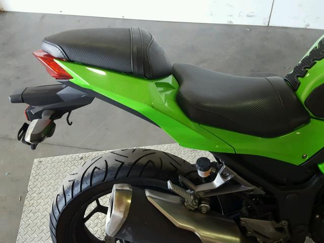 JKAEX8B10FDA20463 - 2015 KAWASAKI EX300 B GREEN photo 6