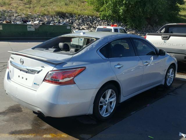 1N4AL3APXDN441559 - 2013 NISSAN ALTIMA SILVER photo 4