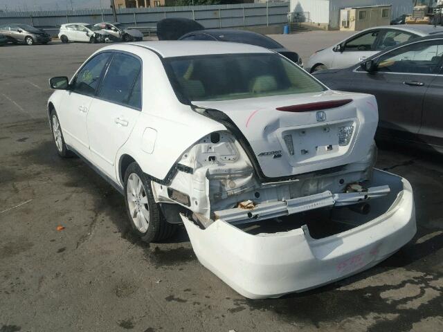 1HGCM66427A063962 - 2007 HONDA ACCORD SE WHITE photo 3