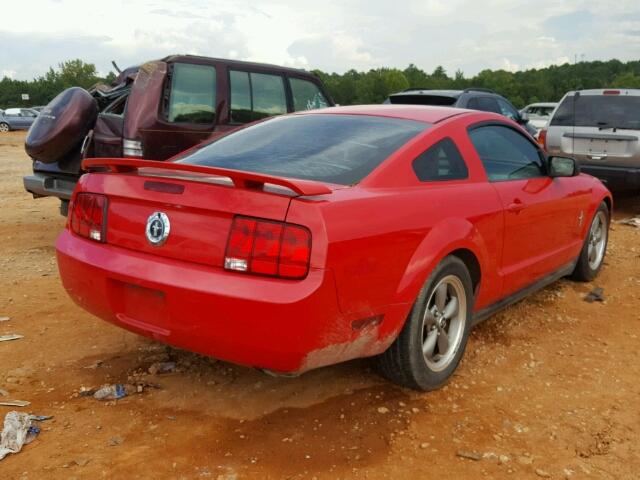 1ZVFT80N065230058 - 2006 FORD MUSTANG RED photo 4