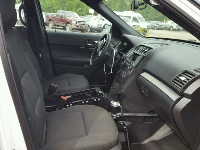 1FM5K8AR1HGD06781 - 2017 FORD EXPLORER P WHITE photo 5