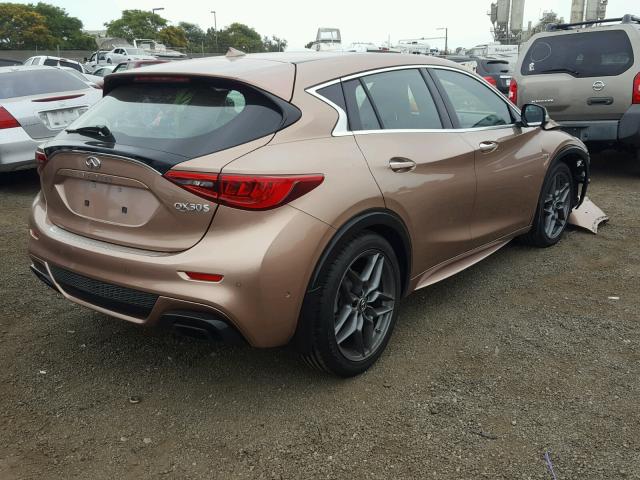 SJKCH5CP1JA053584 - 2018 INFINITI QX30 BASE GOLD photo 4