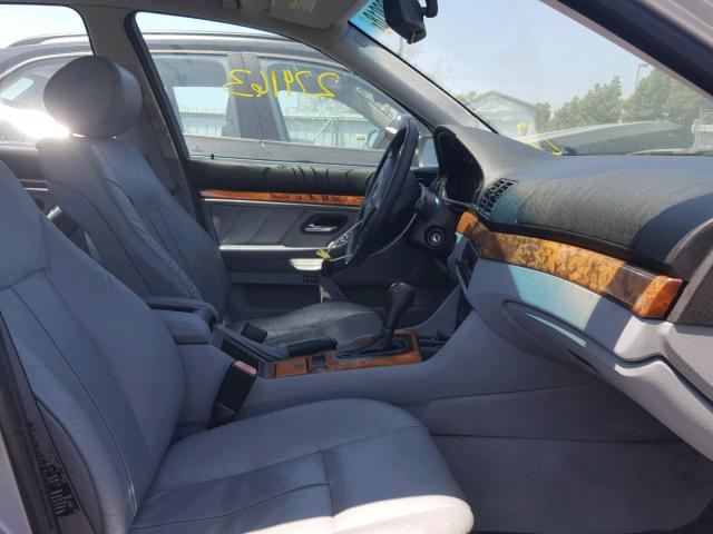 WBADD6322WBW47144 - 1998 BMW 528 I AUTO SILVER photo 5