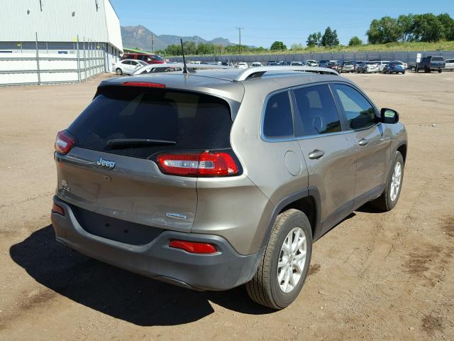 1C4PJMCB4HW563870 - 2017 JEEP CHEROKEE L BROWN photo 4