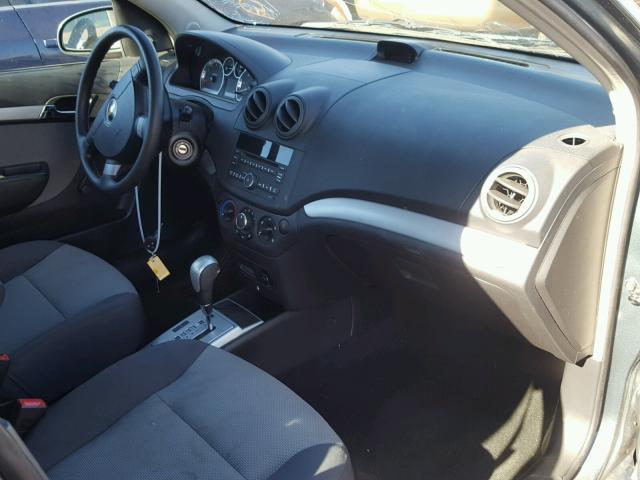 KL1TD6DE8AB127165 - 2010 CHEVROLET AVEO LS BLUE photo 5
