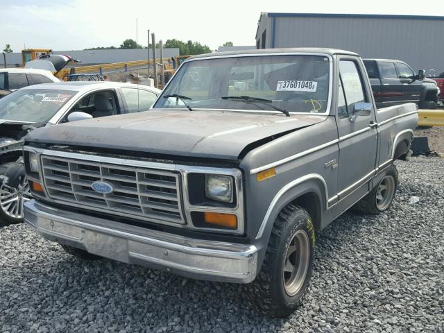 2FTCF10F0CCA58340 - 1982 FORD F100 GRAY photo 2