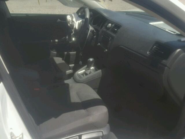 3VW2K7AJ1FM280775 - 2015 VOLKSWAGEN JETTA BASE 白色 照片 5