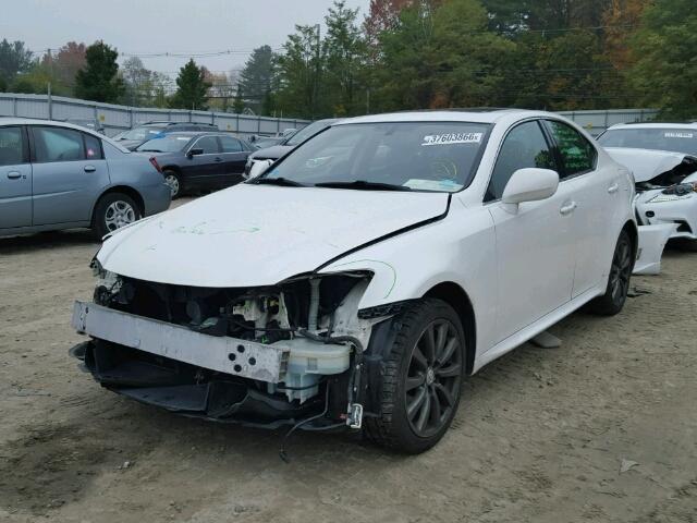 JTHCK262872015371 - 2007 LEXUS IS 250 WHITE photo 2