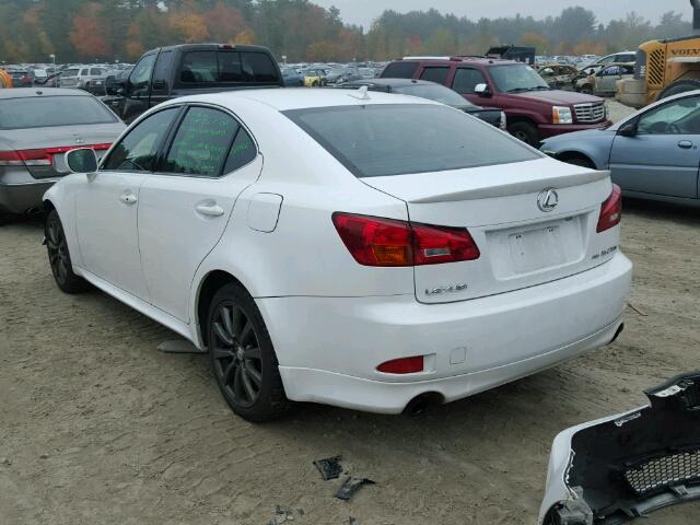 JTHCK262872015371 - 2007 LEXUS IS 250 WHITE photo 3