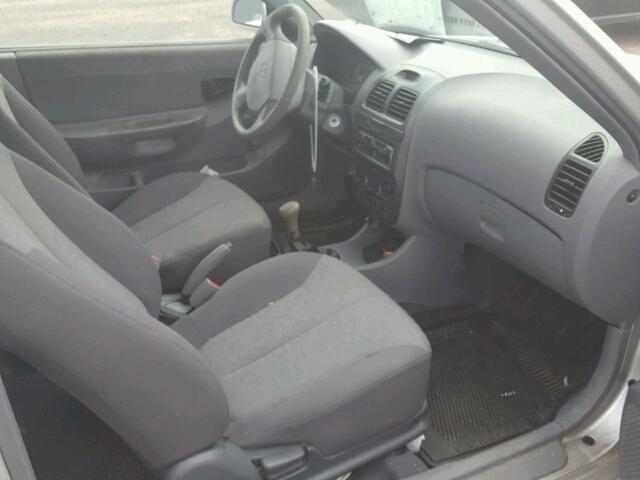 KMHCG35G33U259512 - 2003 HYUNDAI ACCENT BAS SILVER photo 5