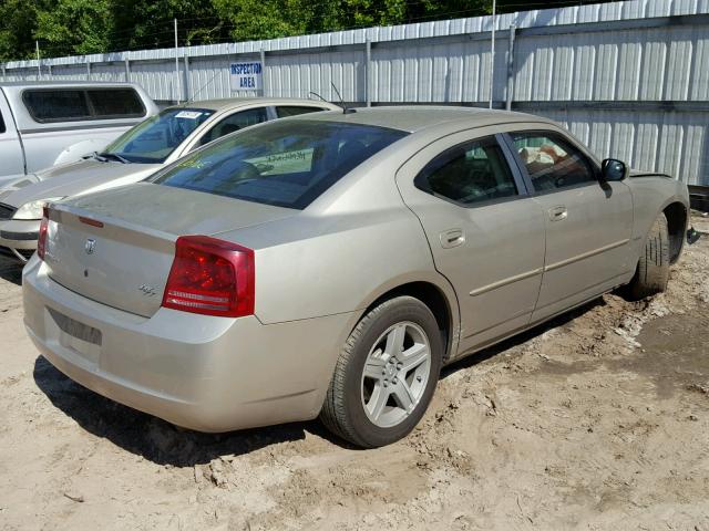 2B3KA53H28H179011 - 2008 DODGE CHARGER R/ GOLD photo 4