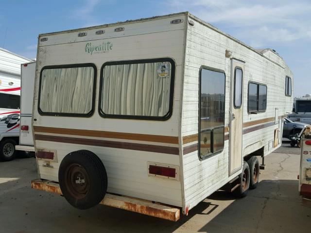 1W53ATN24DY001532 - 1983 ALPI 5TH WHEEL WHITE photo 4