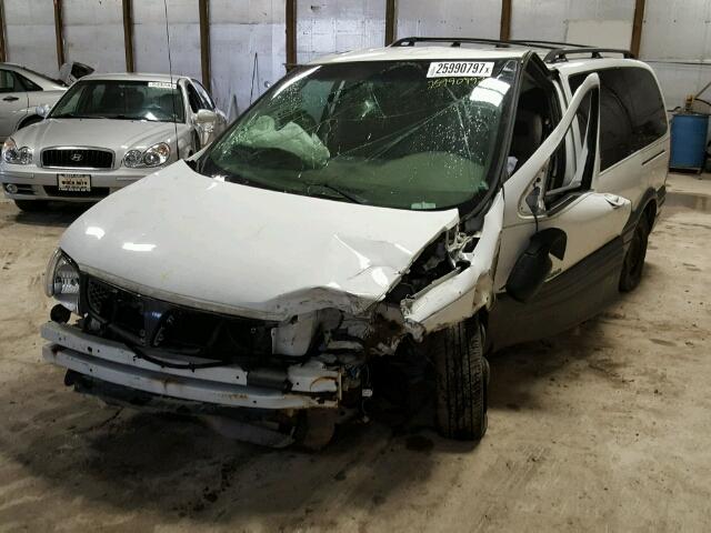 1GMDX03E62D318054 - 2002 PONTIAC MONTANA WHITE photo 2