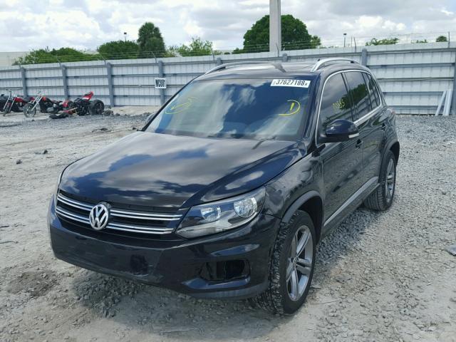 WVGTV7AX8HK012962 - 2017 VOLKSWAGEN TIGUAN SPO 黑色 照片 2