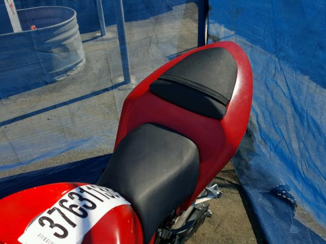 JKBZXJC125A024613 - 2005 KAWASAKI ZX636 C1 RED photo 6