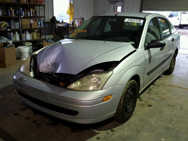 1FAFP33P42W260620 - 2002 FORD FOCUS LX SILVER photo 2