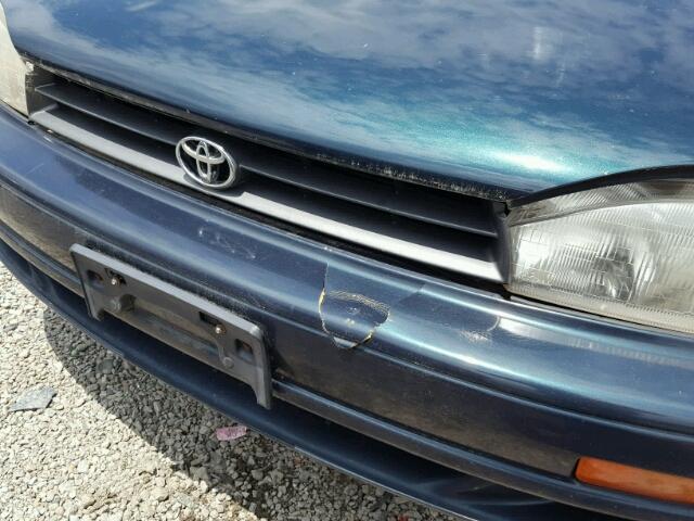 4T1VK13E9NU002712 - 1992 TOYOTA CAMRY XLE GREEN photo 9