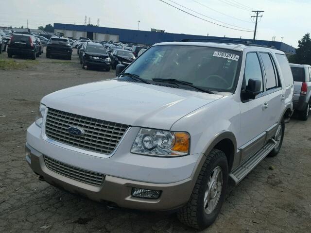 1FMFU18L73LC56332 - 2003 FORD EXPEDITION WHITE photo 2