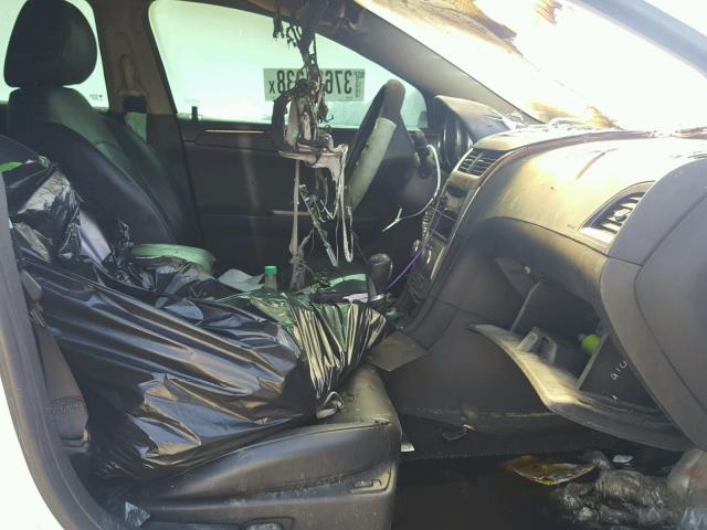 1G1ZE5EUXCF125549 - 2012 CHEVROLET MALIBU LTZ თეთრი ფოტო 5