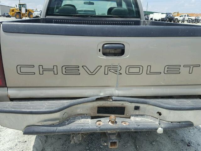 1GCEK19V7YE245994 - 2000 CHEVROLET SILVERADO TAN photo 9