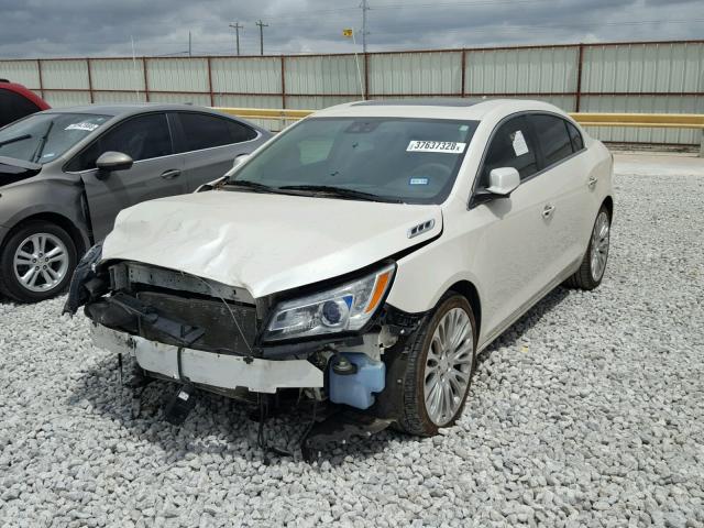 1G4GF5G35EF155265 - 2014 BUICK LACROSSE T WHITE photo 2