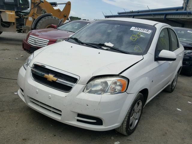 KL1TD56E89B347182 - 2009 CHEVROLET AVEO LS WHITE photo 2