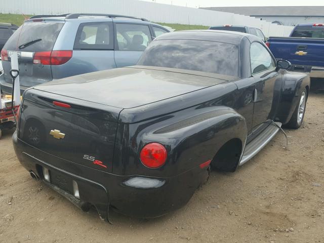 1GCES14P14B113673 - 2004 CHEVROLET SSR BLACK photo 4