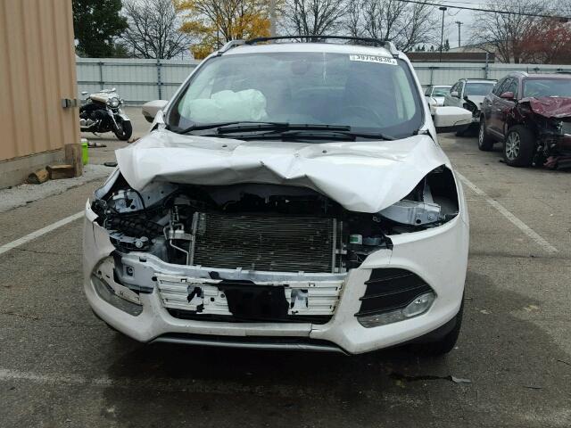 1FMCU0J90EUE50838 - 2014 FORD ESCAPE TIT WHITE photo 9