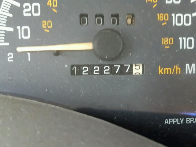 1G2WP52K51F257532 - 2001 PONTIAC GRAND PRIX WHITE photo 8