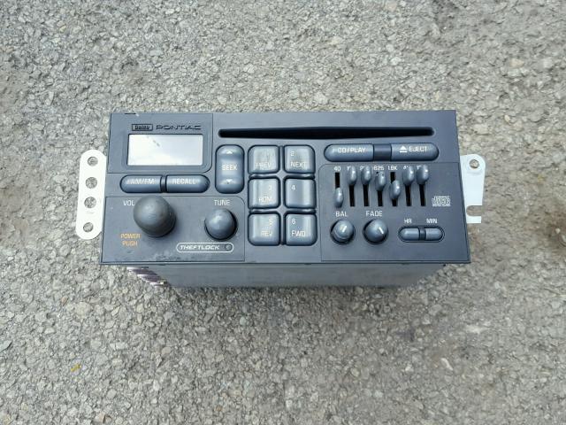 1G2WP52K51F257532 - 2001 PONTIAC GRAND PRIX WHITE photo 9