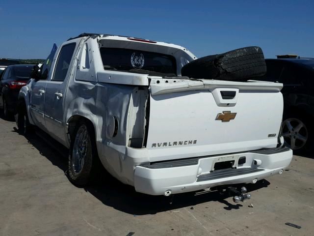 3GNFK12387G149514 - 2007 CHEVROLET AVALANCHE WHITE photo 3