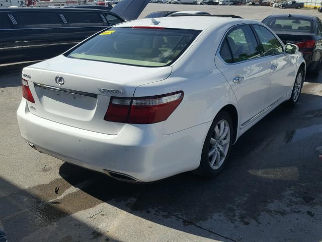 JTHGL46F275007794 - 2007 LEXUS LS 460L WHITE photo 4