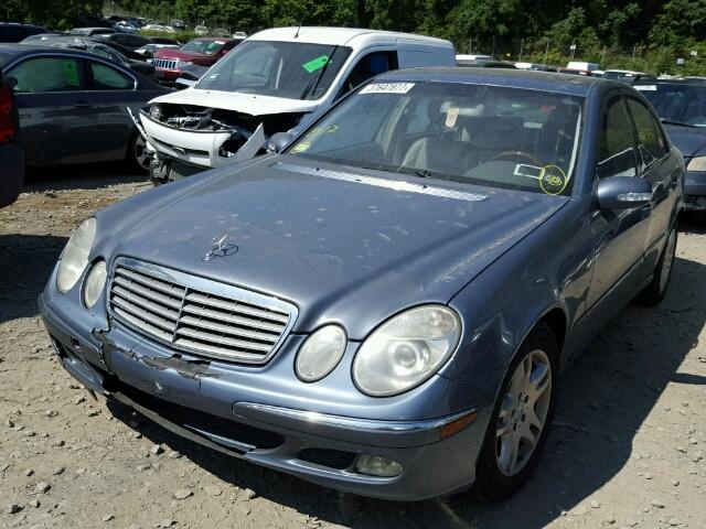 WDBUF65J15A651240 - 2005 MERCEDES-BENZ E 320 SILVER photo 2