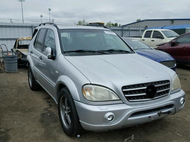 4JGAB74E4YA206159 - 2000 MERCEDES-BENZ ML 55 SILVER photo 1