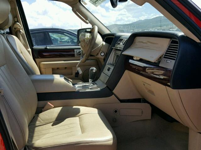 5LMFU28535LJ02630 - 2005 LINCOLN NAVIGATOR წითელი ფოტო 5