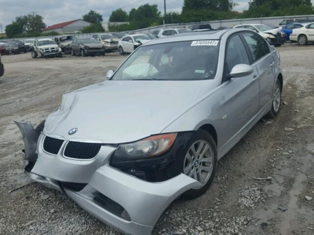 WBAVA37567NE26147 - 2007 BMW 328 I SILVER photo 2