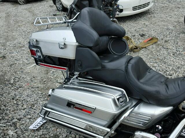 1HD1FCW403Y638770 - 2003 HARLEY-DAVIDSON FLHTCUI SILVER photo 6