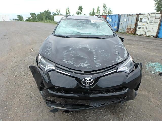 2T3BFREV2GW467054 - 2016 TOYOTA RAV4 LE BLACK photo 9