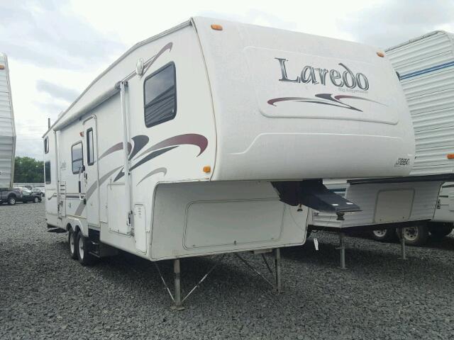 4YDF29B284J456459 - 2004 KEYSTONE LAREDO WHITE photo 1