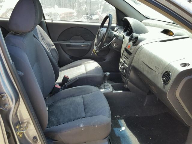 KL1TD66646B666671 - 2006 CHEVROLET AVEO BASE Gris photo 5